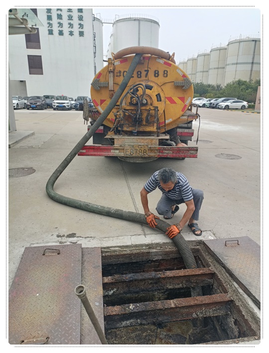 郊区隔油池清掏